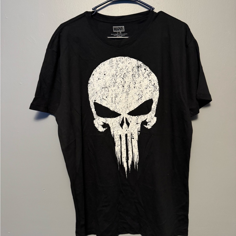 Marvel Black and White Skull T-Shirt